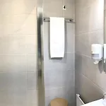 Donostiarra Konukevi 2*