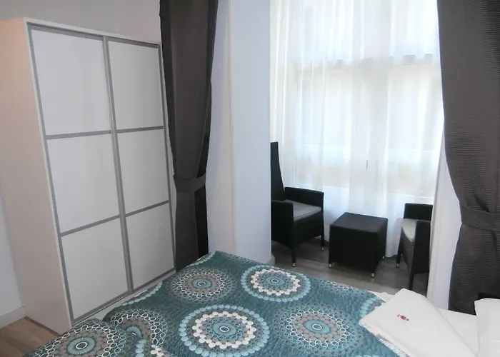 Pensión Donostiarra 2*