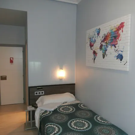 多诺斯蒂亚酒店