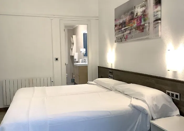 招待所 多诺斯蒂亚酒店