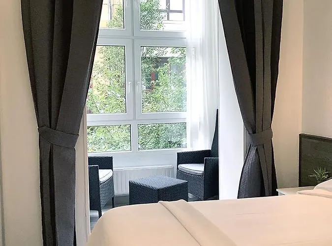 多诺斯蒂亚酒店 2* 圣塞瓦斯蒂安