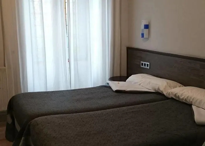 多诺斯蒂亚酒店 招待所 圣塞瓦斯蒂安